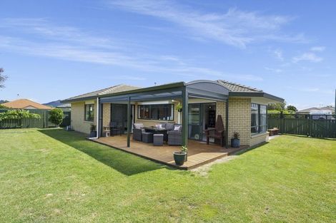 Photo of property in 40 Ocean Crest, Papamoa Beach, Papamoa, 3118