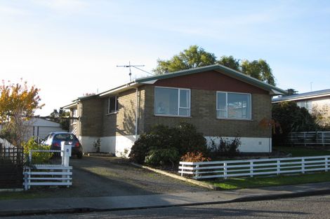 Photo of property in 8 Dale Crescent, East Gore, Gore, 9710