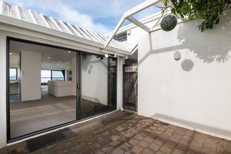 Photo of property in 2/173 East Coast Road, Castor Bay, Auckland, 0620
