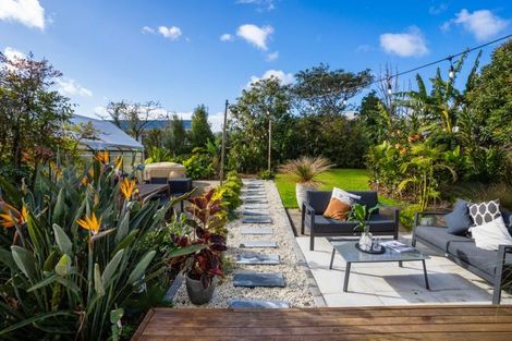 Photo of property in 25 Trojan Crescent, New Lynn, Auckland, 0600