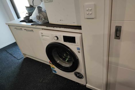 Photo of property in 25 Crossley Avenue, Woodend, 7610