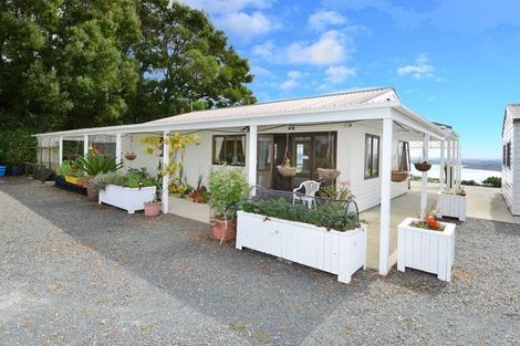 Photo of property in 258 Pah Hill Road, Wharehine, Wellsford, 0973