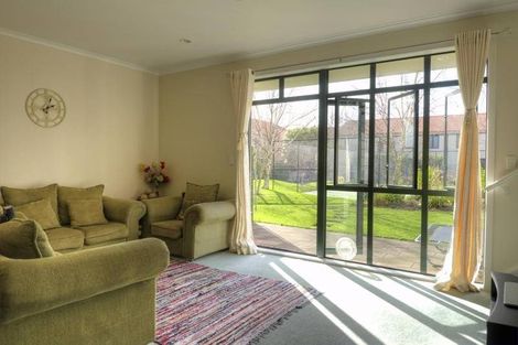 Photo of property in Tuscany Towers, 87/1 Ambrico Place, New Lynn, Auckland, 0600