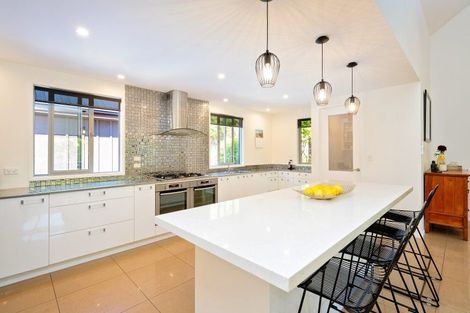 Photo of property in 38 Tauroa Valley Road, Havelock North, 4130