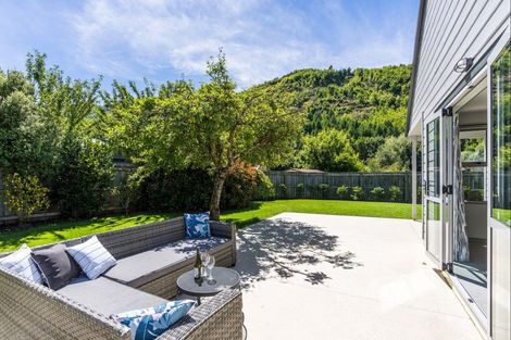 Photo of property in 27 Cornwall Street, Arrowtown, 9302