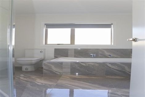 Photo of property in 15 Charlotte Crescent, Dinsdale, Hamilton, 3204