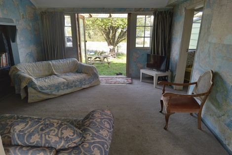 Photo of property in 102 Salcombe Street, Kaitangata, 9210