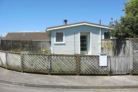 Photo of property in 5/135f Te Pene Avenue, Titahi Bay, Porirua, 5022
