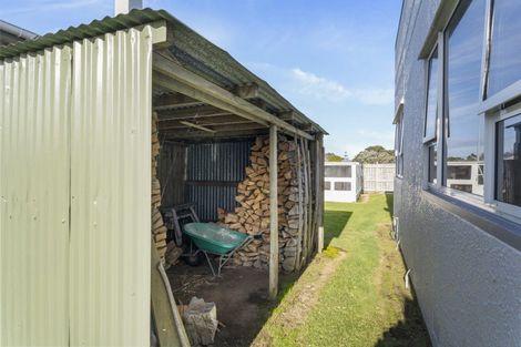 Photo of property in 17 Tasman Street, Opunake, 4616
