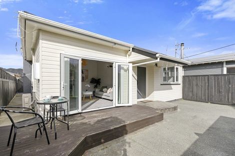 Photo of property in 10 Byron Street, Petone, Lower Hutt, 5012