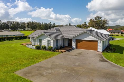 Photo of property in 1 Hoults Way, Kerikeri, 0230