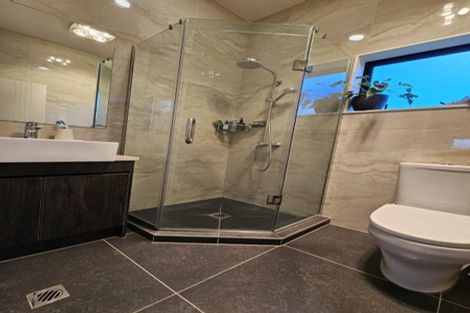 Photo of property in 19 Waru Lane, Te Atatu Peninsula, Auckland, 0610