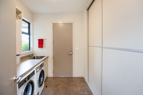 Photo of property in 20 Loveston Lane, Kelvin Grove, Palmerston North, 4470