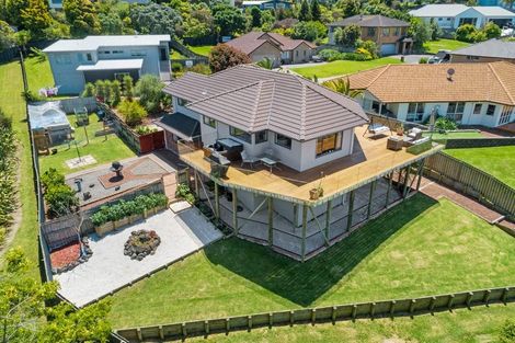 Photo of property in 34 Kotanui Avenue, Army Bay, Whangaparaoa, 0930