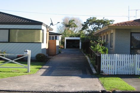 Photo of property in 4b Alice Avenue, Orewa, 0931