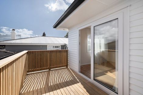 Photo of property in 1 Wayne Place, Judea, Tauranga, 3110