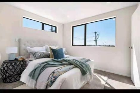 Photo of property in 2/16 Albany Highway, Greenhithe, Auckland, 0632