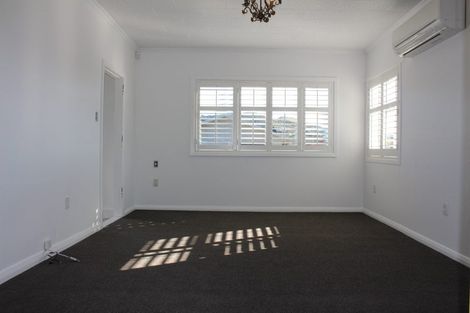 Photo of property in 10 Haumia Street, Johnsonville, Wellington, 6037