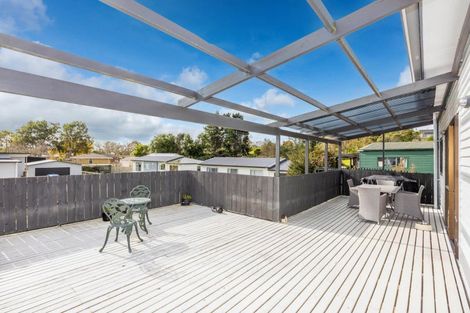 Photo of property in 21 Kimihia Road, Huntly, 3700