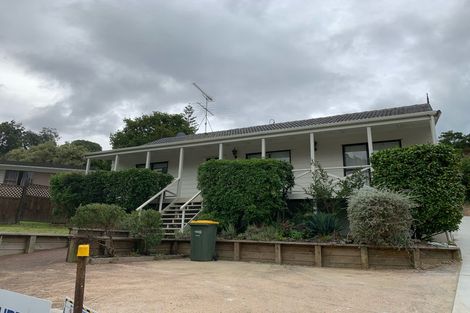 Photo of property in 13 Cottam Grove, Northcross, Auckland, 0632