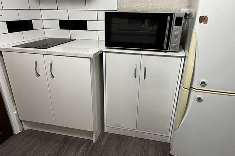 Photo of property in 280 Great North Road, Henderson, Auckland, 0612