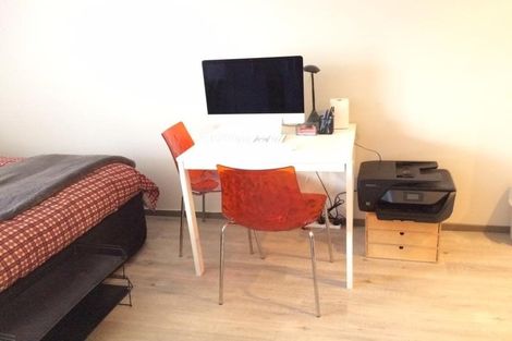 Photo of property in Dual Apartments, 108/142 Vivian Street, Te Aro, Wellington, 6011