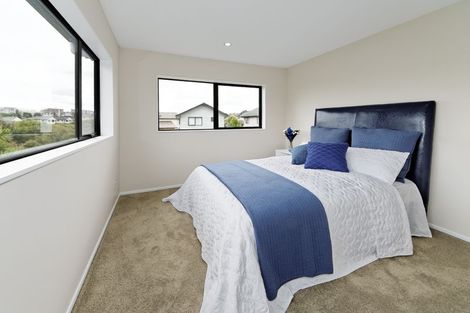 Photo of property in 421 West Coast Road, Glen Eden, Auckland, 0602