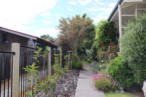 Photo of property in 13 Cambridge Terrace, East Gore, Gore, 9710