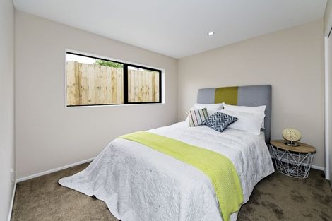 Photo of property in 421 West Coast Road, Glen Eden, Auckland, 0602