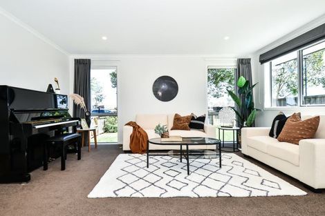 Photo of property in 36 North Ridge Drive, Rototuna North, Hamilton, 3210