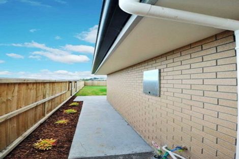 Photo of property in 75 Sutherland Drive, Kaiapoi, 7630