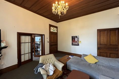 Photo of property in 37 Te Wharepouri Street, Berhampore, Wellington, 6023