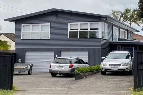 Photo of property in 1/3 Waller Avenue, Bucklands Beach, Auckland, 2012