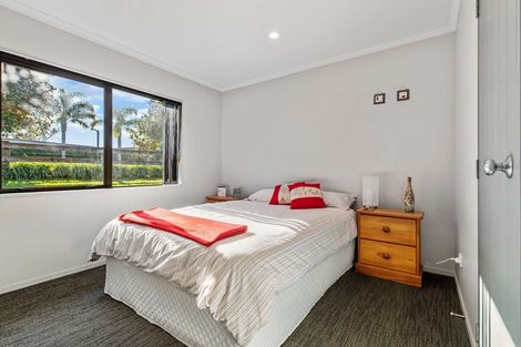 Photo of property in 21 Kowhai Street, Tuakau, 2121