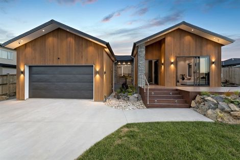 Photo of property in 50 Riverhead Point Drive, Riverhead, 0820