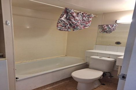 Photo of property in Capital Hill Apartments, 27/54 Hill Street, Thorndon, Wellington, 6011