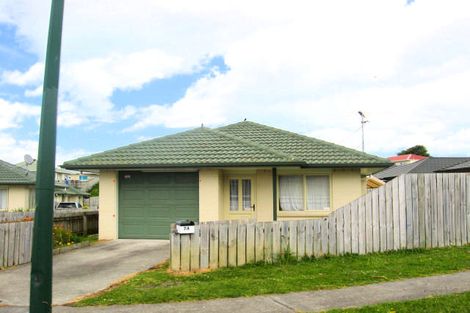 Photo of property in 74 Robert Skelton Place, Clendon Park, Auckland, 2103