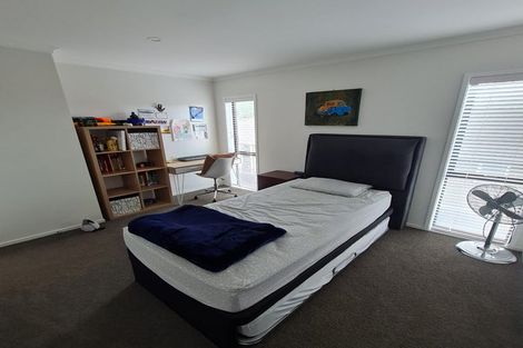 Photo of property in 97 Schoolside Road, Kumeu, 0810