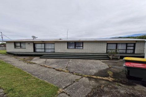 Photo of property in 28 Chapman Place, Fairy Springs, Rotorua, 3015
