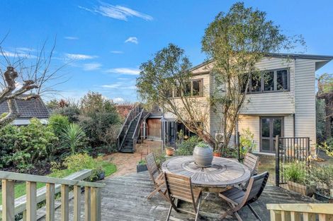 Photo of property in 27 Awatea Terrace, Lynmore, Rotorua, 3010