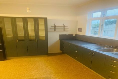 Photo of property in 21a Matai Road, Stanmore Bay, Whangaparaoa, 0932