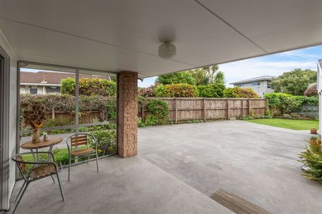 Photo of property in 22 Bucknell Street, Sockburn, Christchurch, 8042