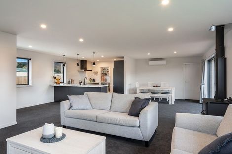 Photo of property in 2 Margate Street, Waihola, Milton, 9073