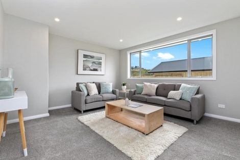Photo of property in 21 Whakaturou Crescent, Pyes Pa, Tauranga, 3112
