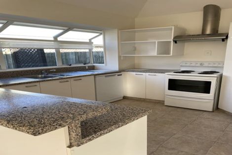 Photo of property in 1 Carmana Gardens, Rangiora, 7400