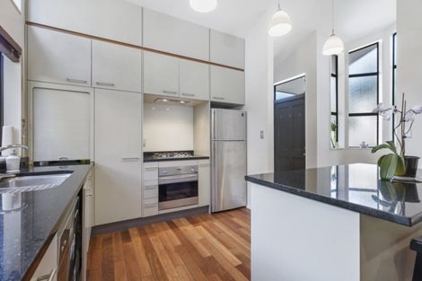 Photo of property in 18a Howe Street, Howick, Auckland, 2014