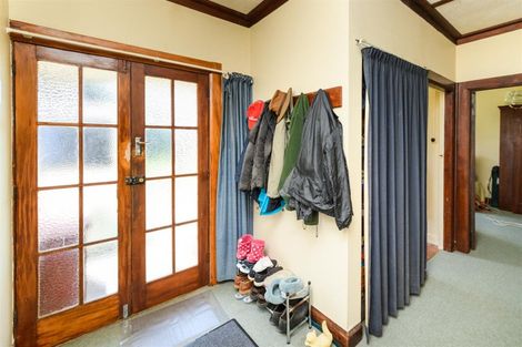 Photo of property in 56 Wightman Road, Sanson, Palmerston North, 4479