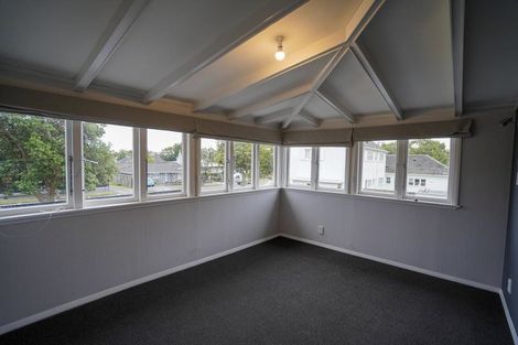 Photo of property in 324 College Street, West End, Palmerston North, 4410