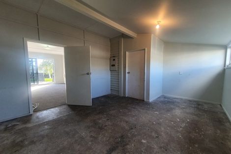 Photo of property in 24 Ronald Place, Manurewa, Auckland, 2102