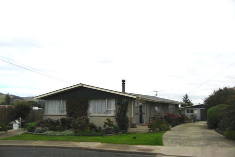 Photo of property in 1 Ashton Street, Mosgiel, 9024